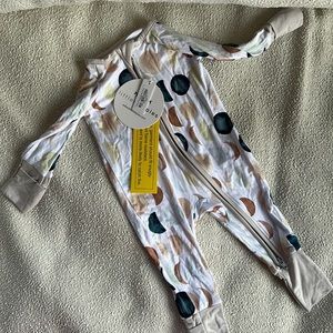 NWT little Sleepies Luna neutral 1pc